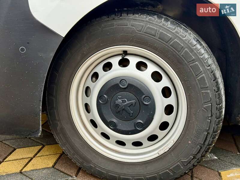 Грузовой фургон Peugeot e-Expert 2021 в Самборе