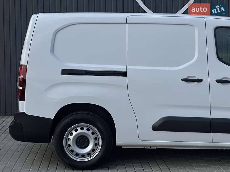 Вантажний фургон Peugeot E-Partner 2024 в Мукачевому