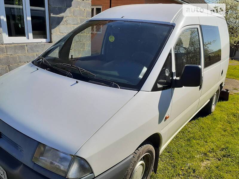 Peugeot Expert пасс.