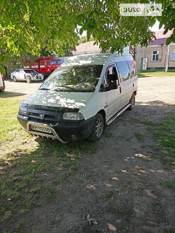 Peugeot Expert пасс.