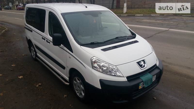 Peugeot Expert 2008