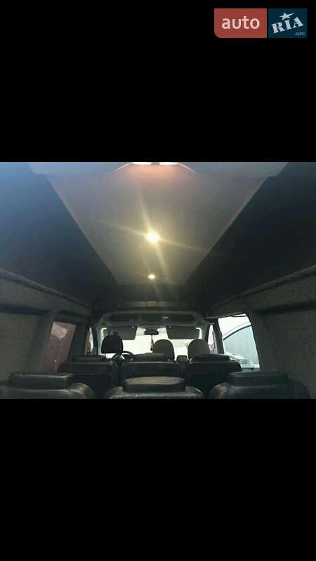 Грузопассажирский фургон Peugeot Expert 2008 в Хусте