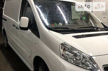 Грузопассажирский фургон Peugeot Expert 2015 в 