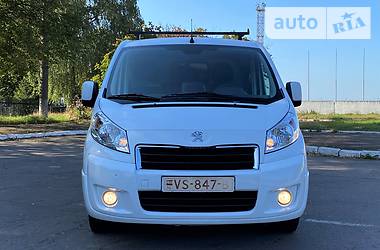 Грузопассажирский фургон Peugeot Expert 2015 в Ровно