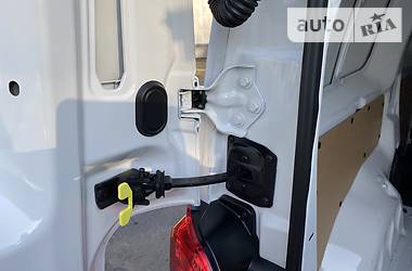 Грузопассажирский фургон Peugeot Expert 2019 в Ровно