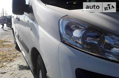 Грузопассажирский фургон Peugeot Expert 2012 в 