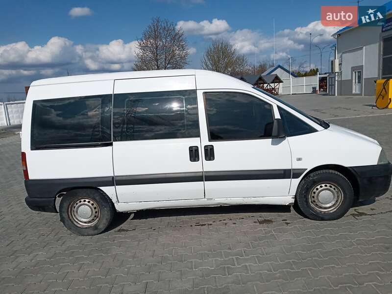 Мінівен Peugeot Expert 2006 в Чернівцях
