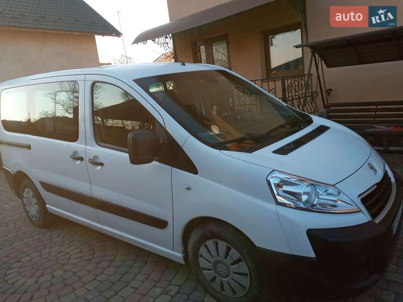 Мінівен Peugeot Expert 2012 в Івано-Франківську