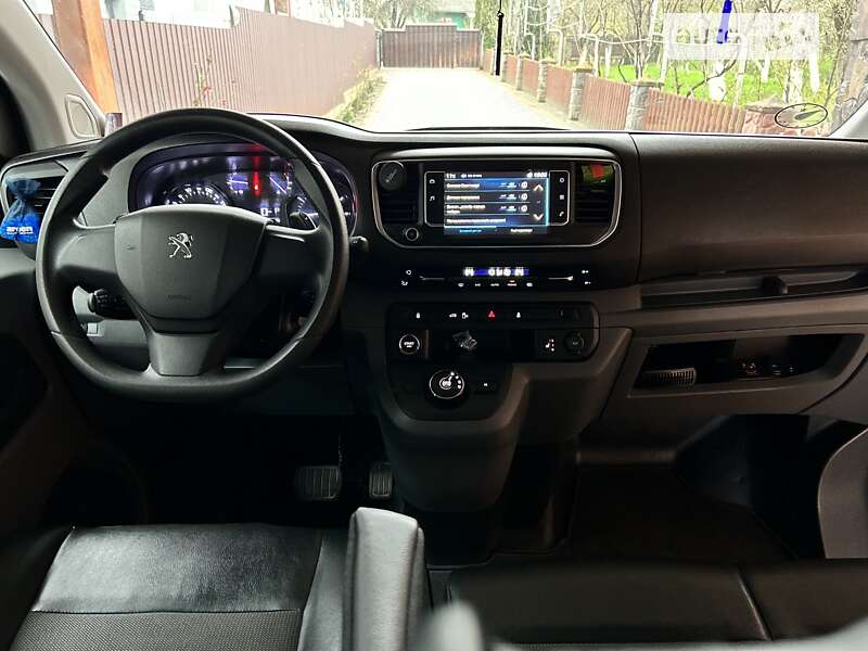 Грузовой фургон Peugeot Expert 2017 в Калуше