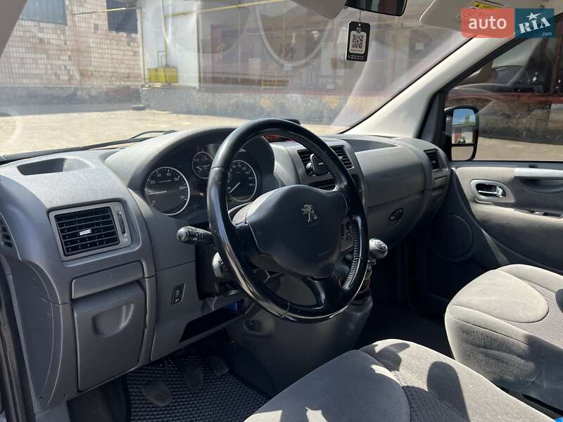 Мінівен Peugeot Expert 2015 в Луцьку фото 19 Мінівен Peugeot Expert 2015 в Луцьку