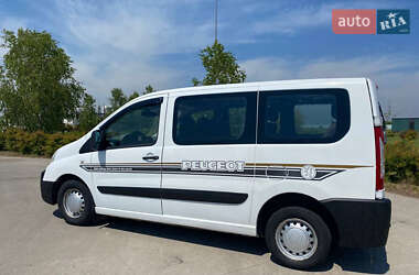 Минивэн Peugeot Expert 2007 в Коростене
