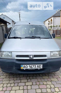 Мінівен Peugeot Expert 2002 в Сваляві