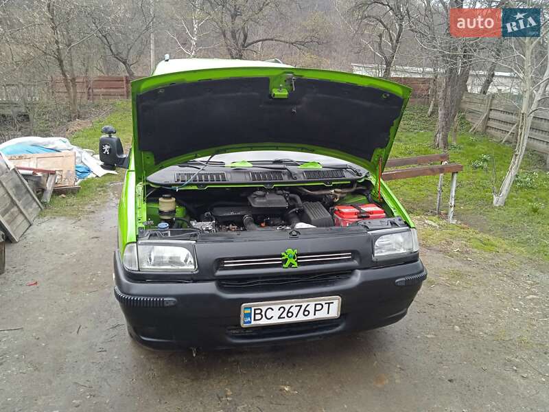 Мінівен Peugeot Expert 1998 в Бориславі