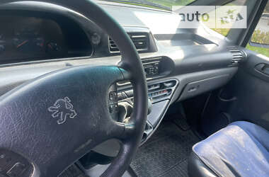 Грузовой фургон Peugeot Expert 2002 в 