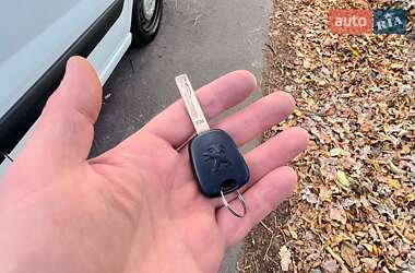 Вантажний фургон Peugeot Expert 2013 в 