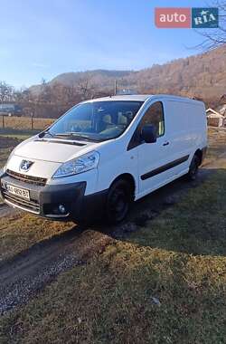 Вантажний фургон Peugeot Expert 2012 в Косові