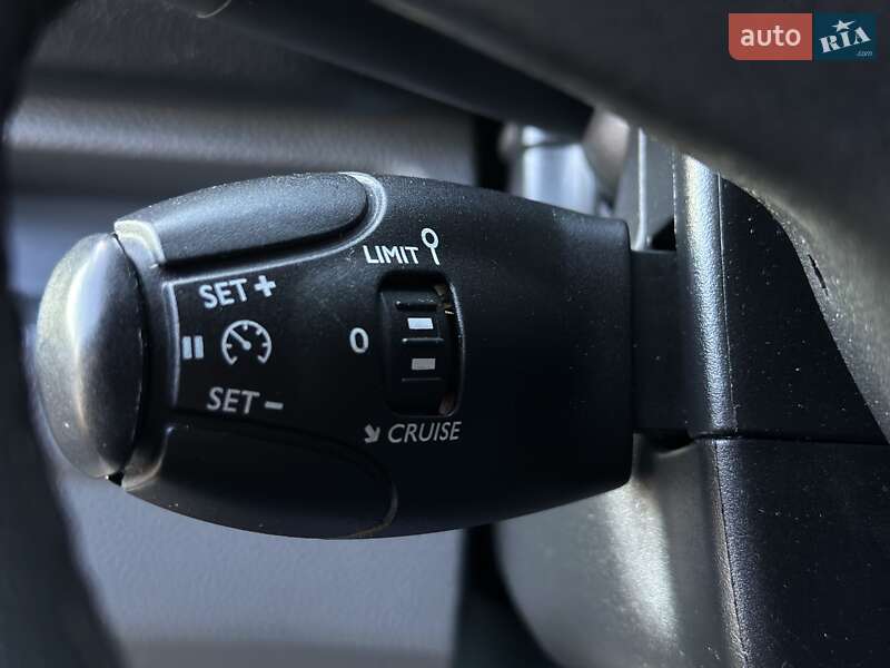 Грузовой фургон Peugeot Expert 2017 в Черновцах