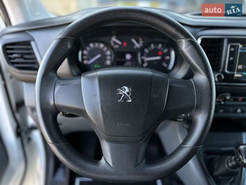Грузовой фургон Peugeot Expert 2017 в Черновцах