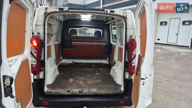 Грузопассажирский фургон Peugeot Expert 2011 в Сумах