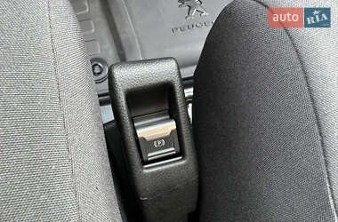 Грузовой фургон Peugeot Expert 2024 в 
