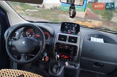 Минивэн Peugeot Expert 2013 в 