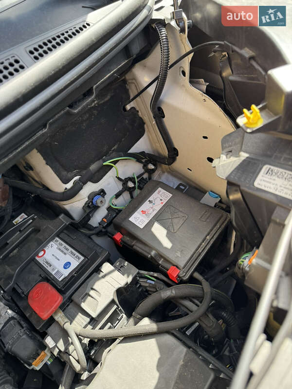 Мінівен Peugeot Expert 2020 в Житомирі фото 28 Мінівен Peugeot Expert 2020 в Житомирі