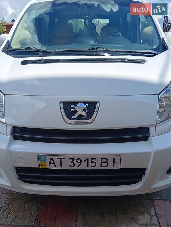 Минивэн Peugeot Expert 2009 в Ивано-Франковске фото 2 Минивэн Peugeot Expert 2009 в Ивано-Франковске