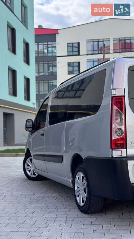 Мінівен Peugeot Expert 2012 в Івано-Франківську