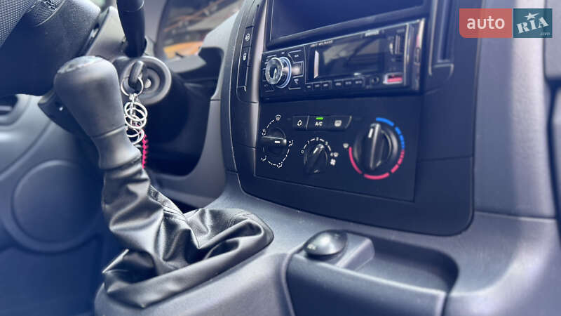 Мінівен Peugeot Expert 2012 в Івано-Франківську