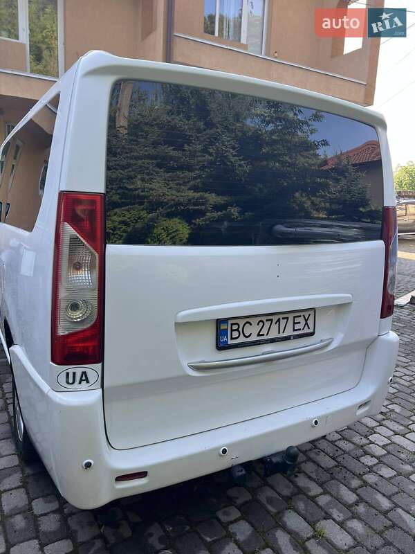 Минивэн Peugeot Expert 2012 в Львове