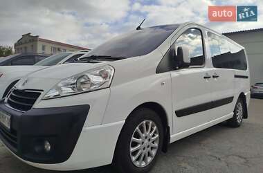 Минивэн Peugeot Expert 2015 в 