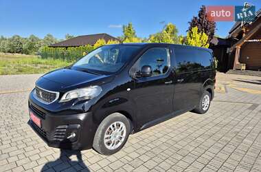 Вантажний фургон Peugeot Expert 2016 в Стрию