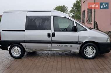 Минивэн Peugeot Expert 2006 в 