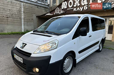 Минивэн Peugeot Expert 2008 в Черновцах