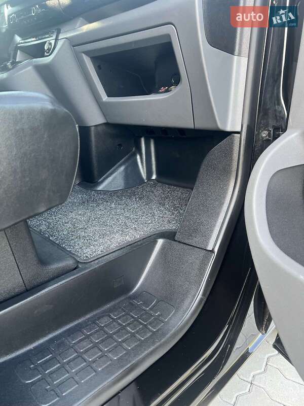 Грузовой фургон Peugeot Expert 2018 в Львове