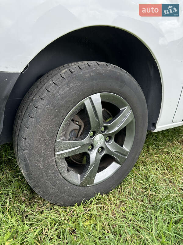 Вантажний фургон Peugeot Expert 2016 в Житомирі фото 10 Вантажний фургон Peugeot Expert 2016 в Житомирі