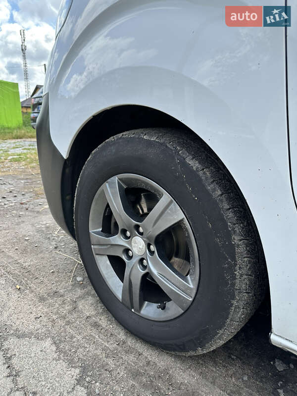 Вантажний фургон Peugeot Expert 2016 в Житомирі фото 12 Вантажний фургон Peugeot Expert 2016 в Житомирі