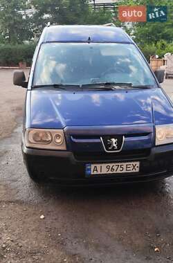 Минивэн Peugeot Expert 2004 в Обухове
