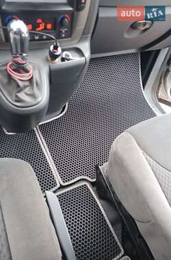 Минивэн Peugeot Expert 2013 в 