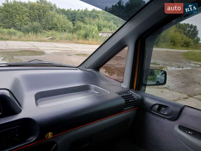 Мінівен Peugeot Expert 2006 в Стрию