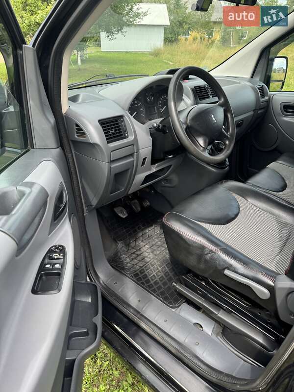 Минивэн Peugeot Expert 2007 в Сторожинце