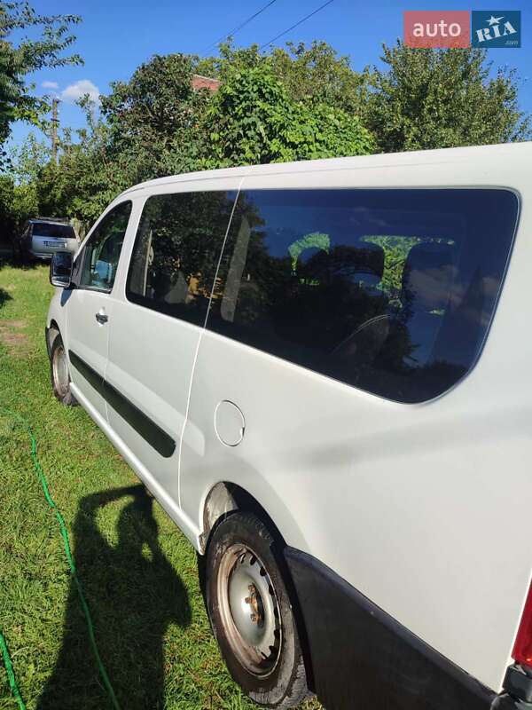 Peugeot Expert 2011