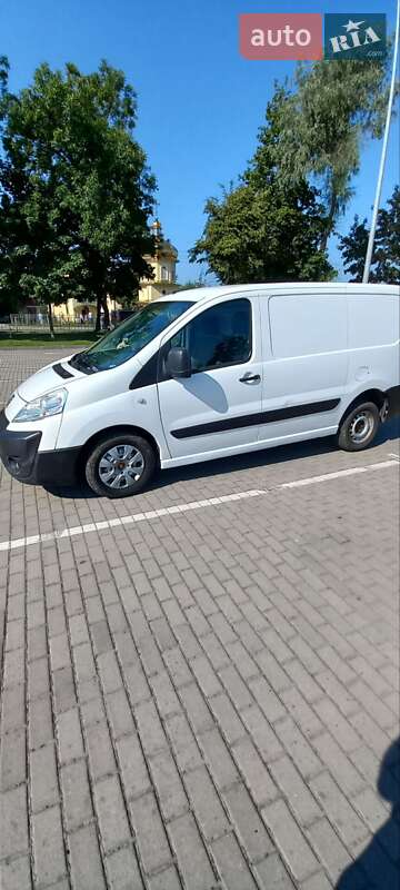 Вантажний фургон Peugeot Expert 2008 в Коломиї