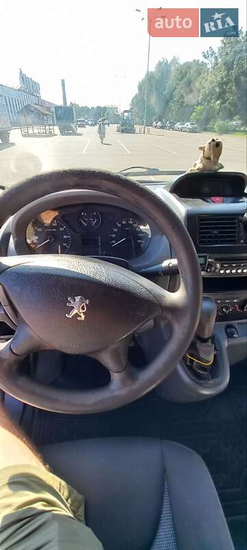 Вантажний фургон Peugeot Expert 2008 в Коломиї
