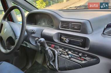 Грузовой фургон Peugeot Expert 2005 в 