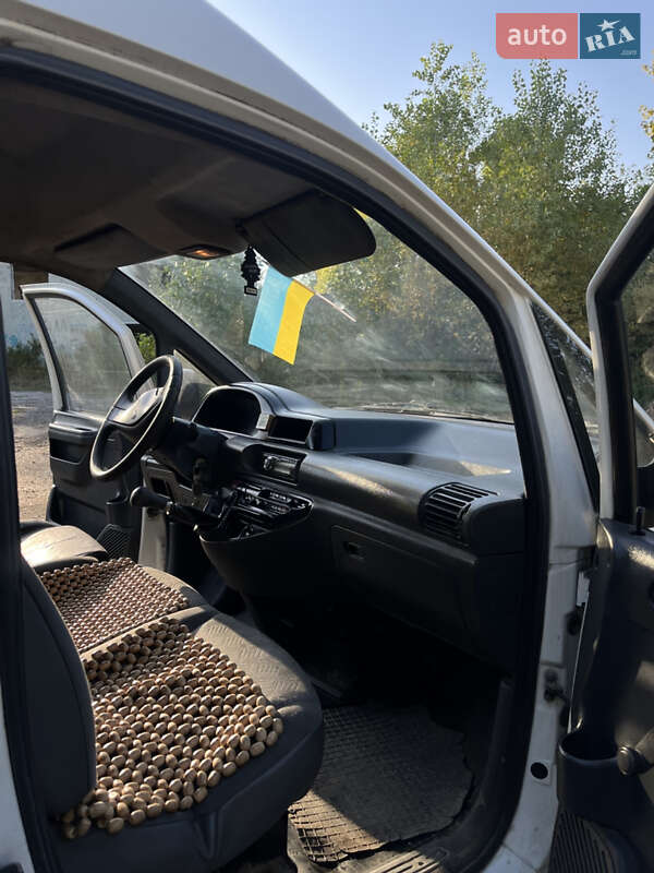 Минивэн Peugeot Expert 1999 в Кременце