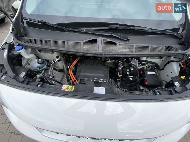 Грузовой фургон Peugeot Expert 2021 в Хмельницком