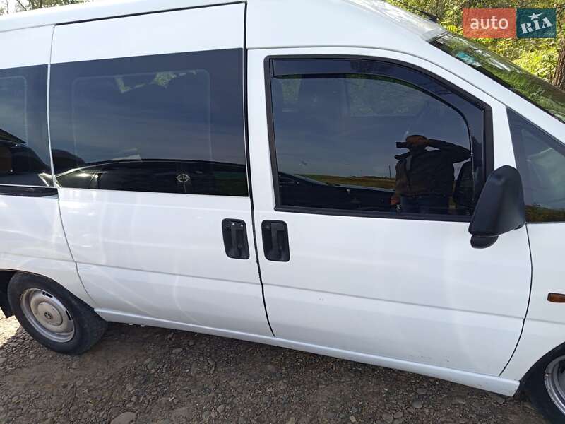 Минивэн Peugeot Expert 2000 в Сторожинце