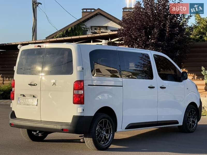 Мінівен Peugeot Expert 2017 в Києві фото 51 Мінівен Peugeot Expert 2017 в Києві
