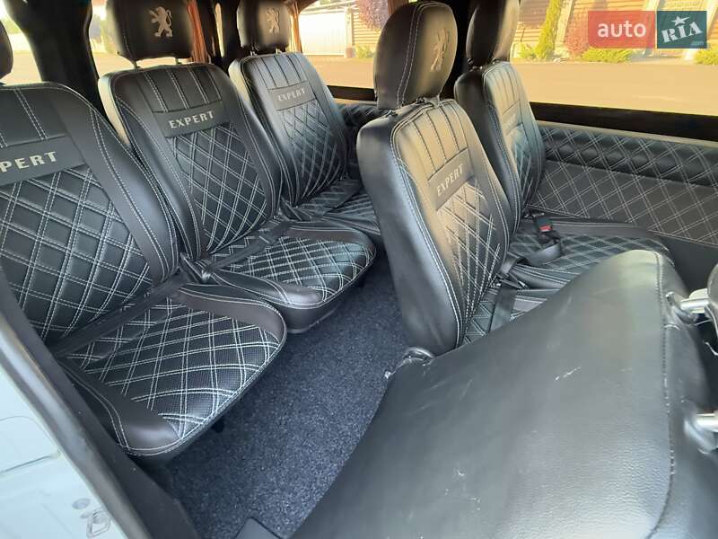 Мінівен Peugeot Expert 2017 в Києві фото 76 Мінівен Peugeot Expert 2017 в Києві